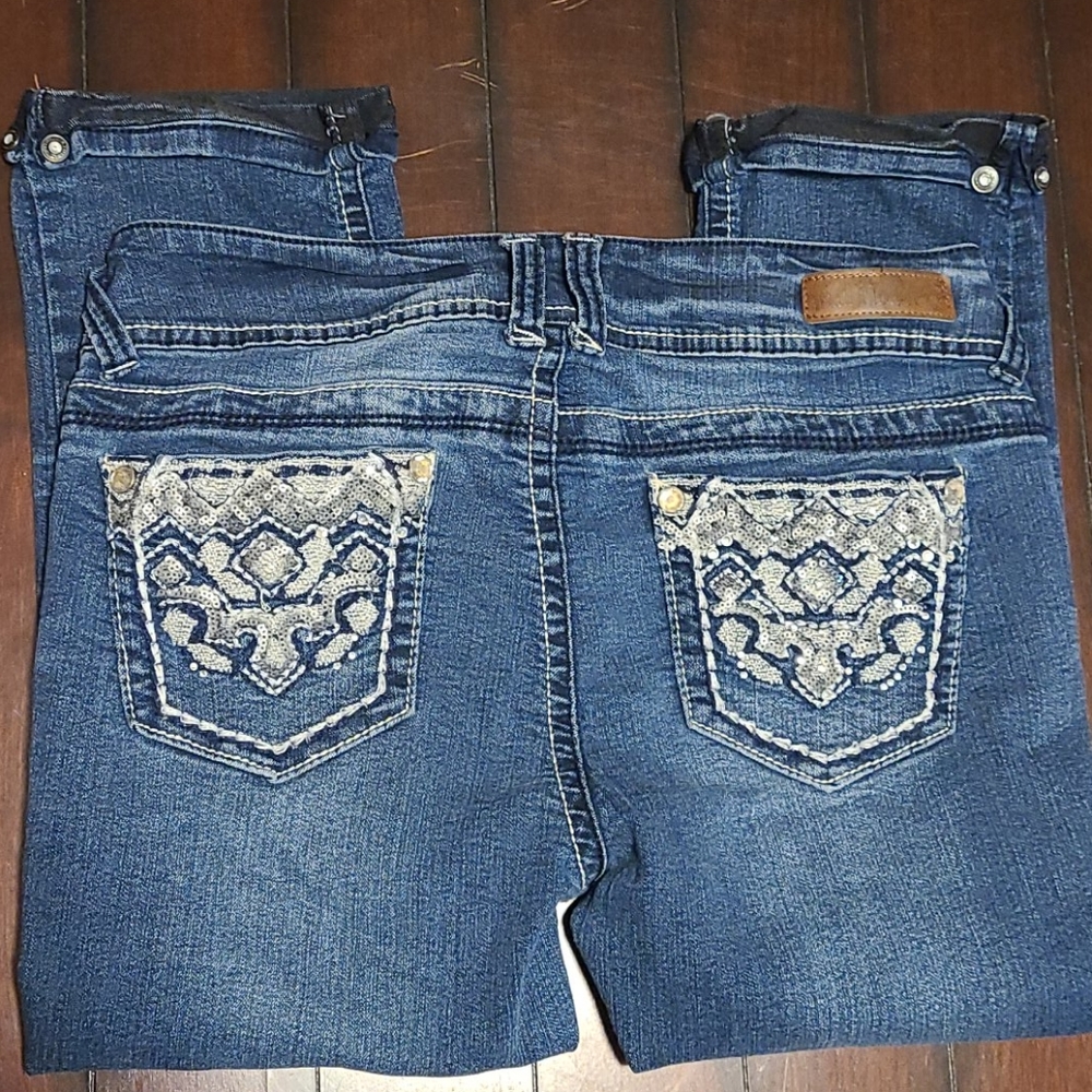 Wallflower Jean Capri